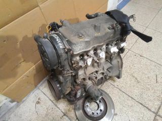 bontott SUZUKI SWIFT II Motor (Fűzött blokk hengerfejjel)