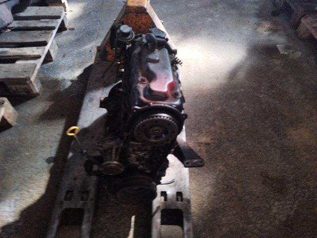 bontott SUZUKI SWIFT II Motor (Fűzött blokk hengerfejjel)