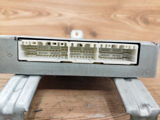 bontott SUZUKI SWIFT II Motorvezérlő