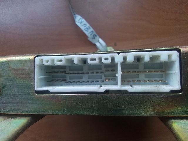 bontott SUZUKI SWIFT II Motorvezérlő