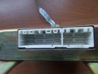 bontott SUZUKI SWIFT II Motorvezérlő