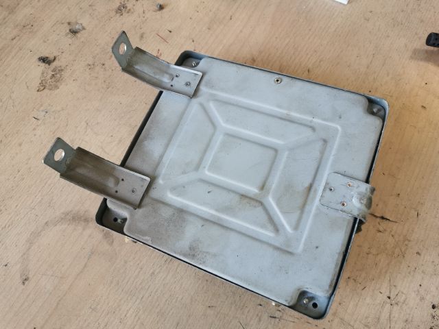 bontott SUZUKI SWIFT II Motorvezérlő