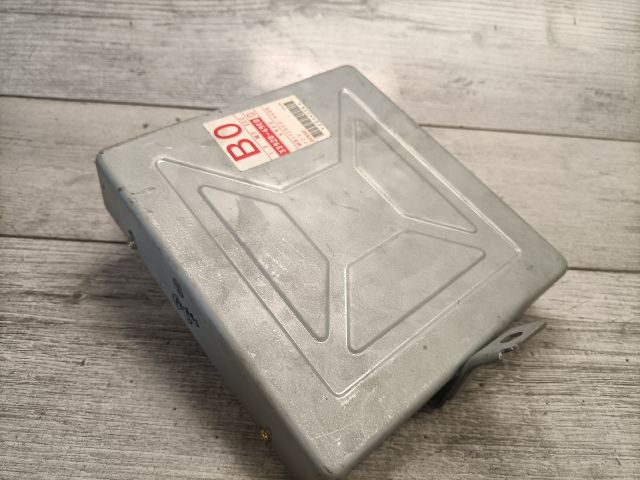 bontott SUZUKI SWIFT II Motorvezérlő