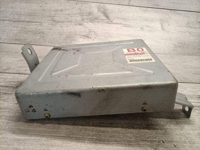 bontott SUZUKI SWIFT II Motorvezérlő