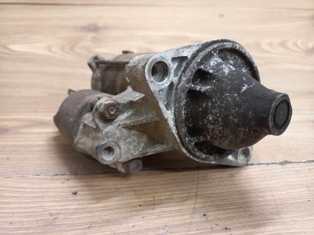 bontott SUZUKI SWIFT II Önindító