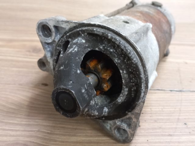 bontott SUZUKI SWIFT II Önindító