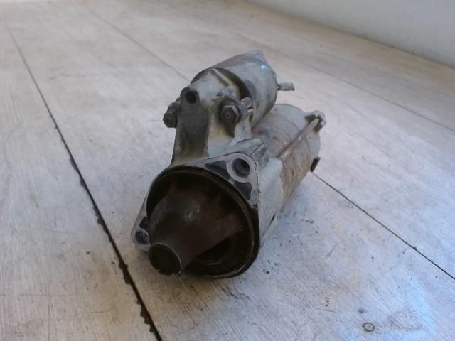 bontott SUZUKI SWIFT II Önindító