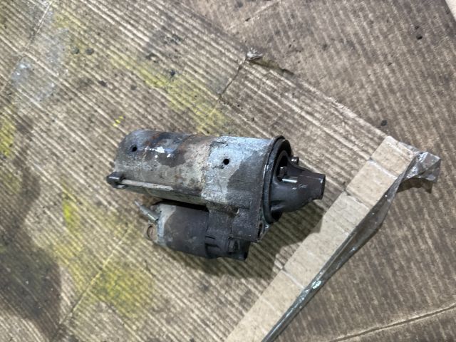 bontott SUZUKI SWIFT II Önindító