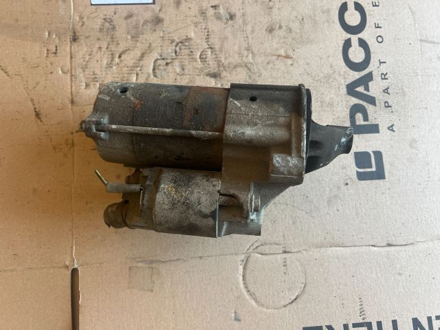 bontott SUZUKI SWIFT II Önindító