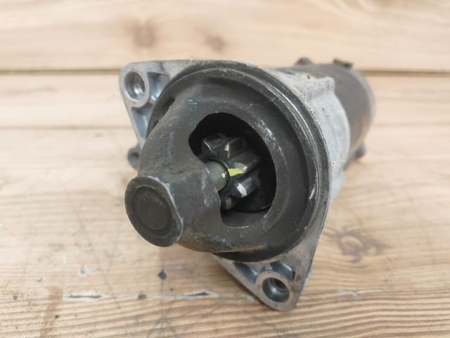 bontott SUZUKI SWIFT II Önindító