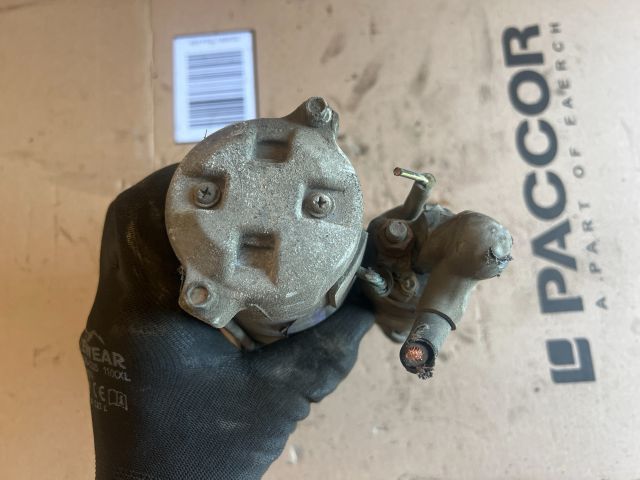 bontott SUZUKI SWIFT II Önindító