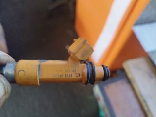 bontott SUZUKI SWIFT II Porlasztó (1 db)