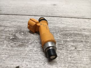 bontott SUZUKI SWIFT II Porlasztó (1 db)