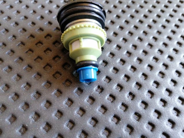 bontott SUZUKI SWIFT II Porlasztó (1 db)