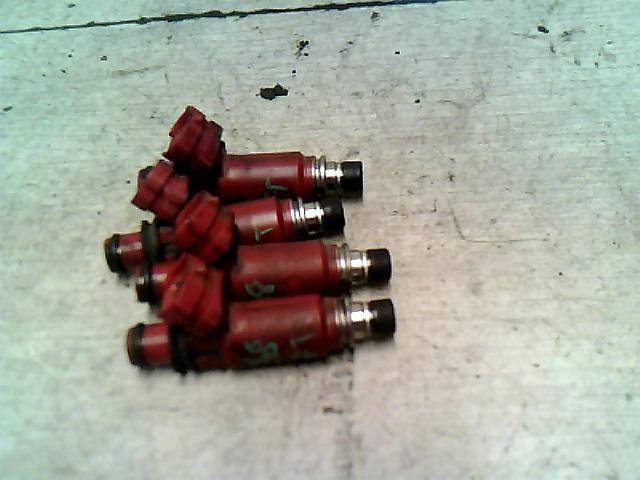 bontott SUZUKI SWIFT II Porlasztó (1 db)