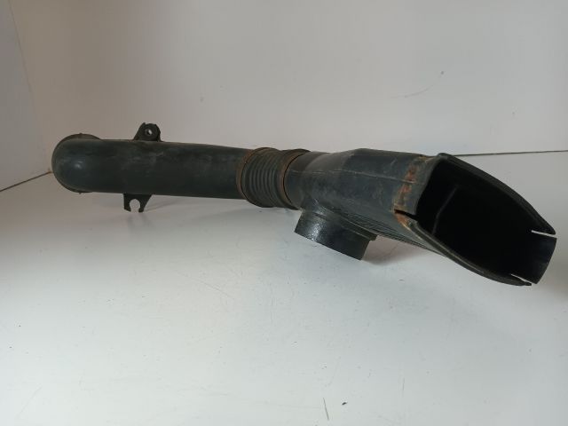 bontott SUZUKI SWIFT II Szívó Cső