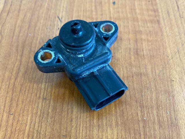 bontott SUZUKI SWIFT II Szívócső Nyomásérzékelő