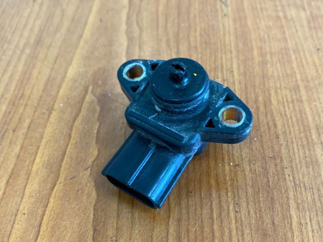 bontott SUZUKI SWIFT II Szívócső Nyomásérzékelő