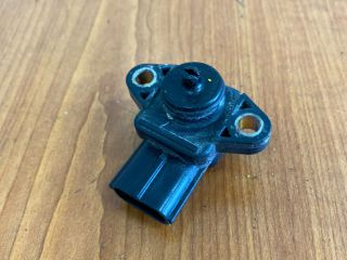 bontott SUZUKI SWIFT II Szívócső Nyomásérzékelő