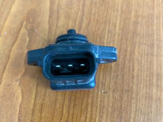 bontott SUZUKI SWIFT II Szívócső Nyomásérzékelő