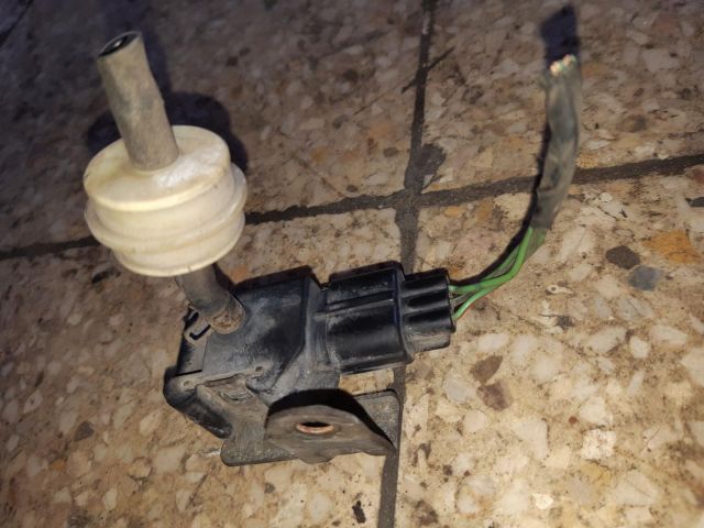 bontott SUZUKI SWIFT II Szívócső Nyomásérzékelő