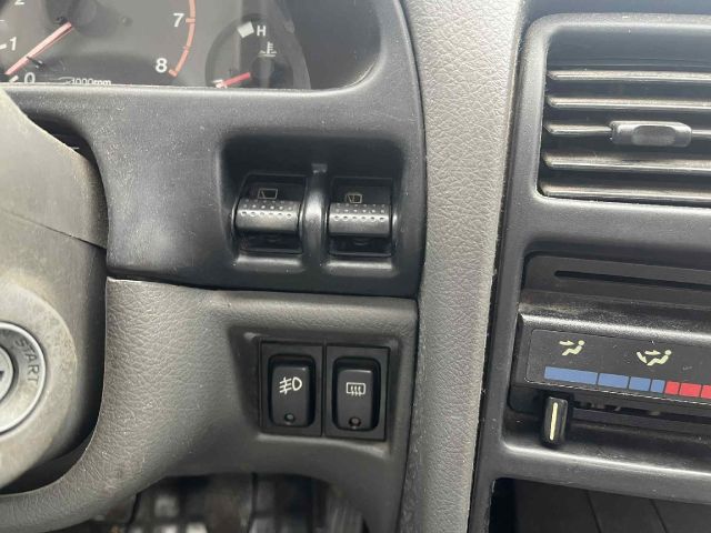 bontott SUZUKI SWIFT II Termosztátház