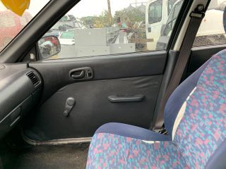 bontott SUZUKI SWIFT II Váltó Kulissza