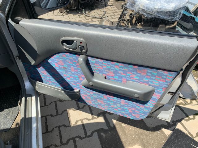 bontott SUZUKI SWIFT II Váltó Kulissza