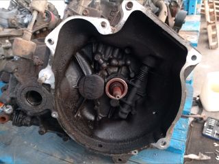 bontott SUZUKI SWIFT II Váltó (Mechanikus)