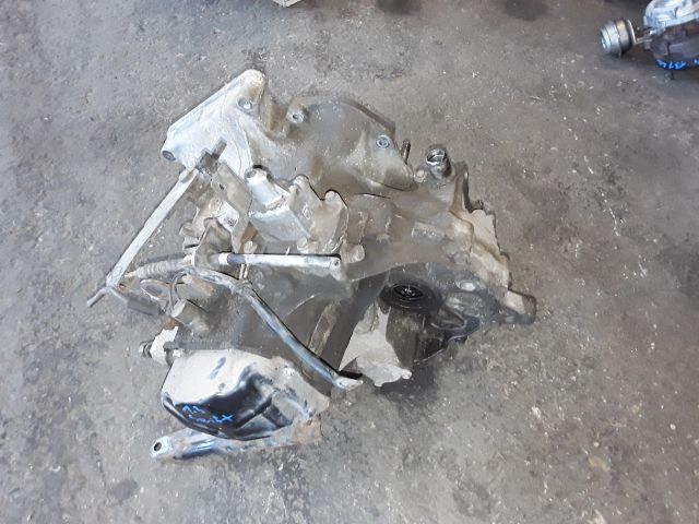 bontott SUZUKI SWIFT II Váltó (Mechanikus)