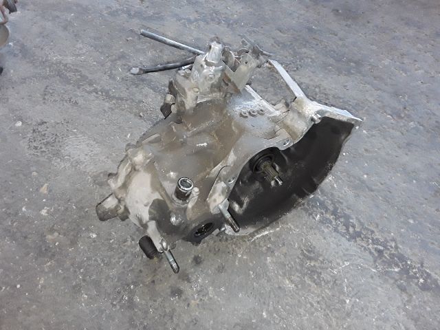 bontott SUZUKI SWIFT II Váltó (Mechanikus)