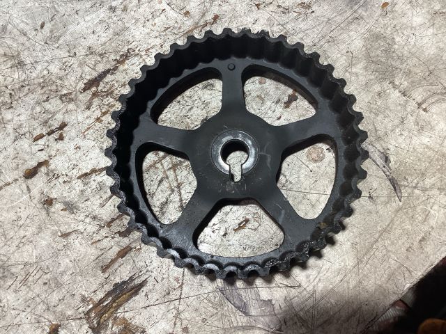 bontott SUZUKI SWIFT II Vezérműkerék