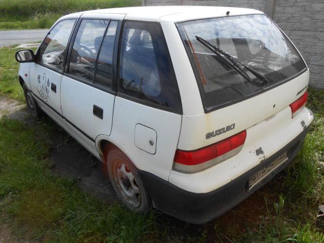 bontott SUZUKI SWIFT II Vízhűtő Radiátor (Nem klímás)