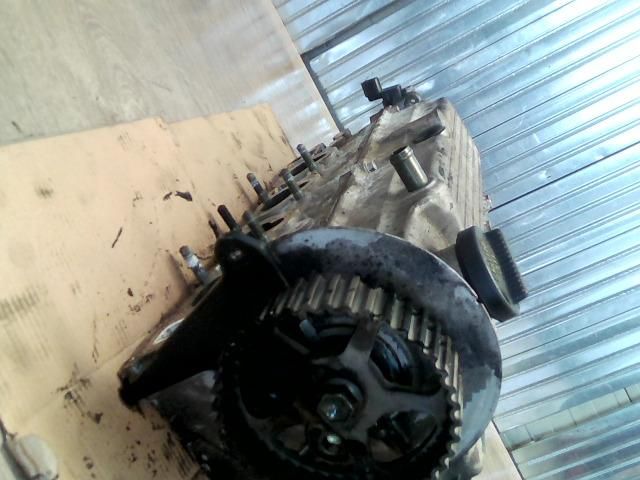 bontott SUZUKI SWIFT II Hengerfej