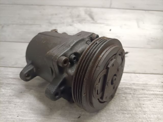 bontott SUZUKI SWIFT II Klímakompresszor