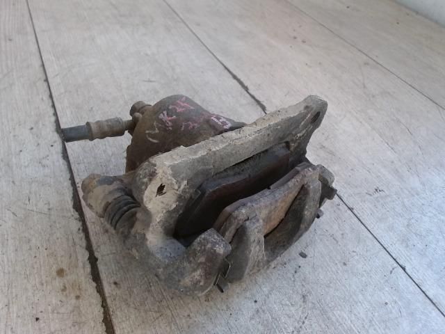 bontott SUZUKI SWIFT II Bal első Féknyereg Munkahengerrel