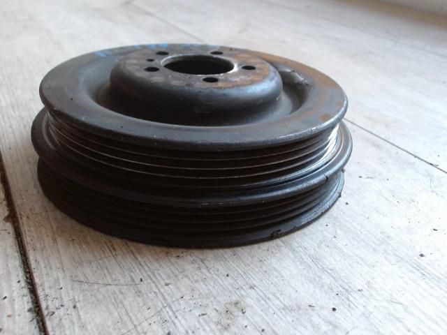 bontott SUZUKI SWIFT II Főtengely Szíjtárcsa