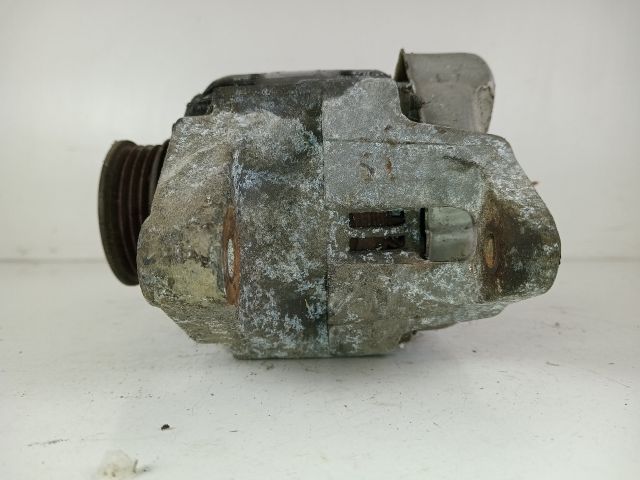 bontott SUZUKI SWIFT II Generátor