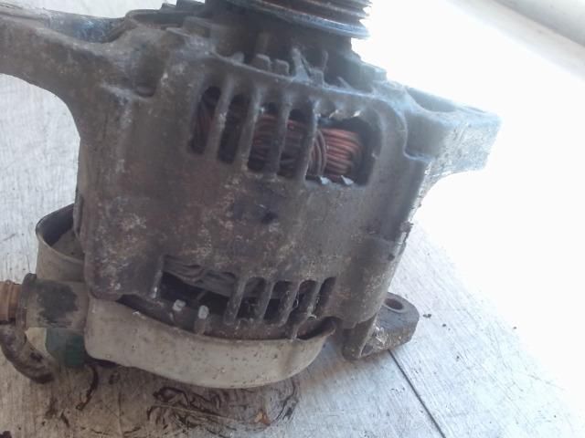 bontott SUZUKI SWIFT II Generátor