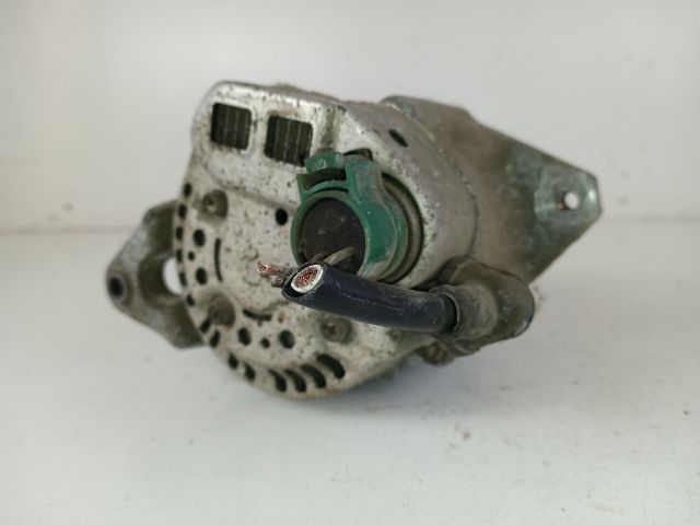 bontott SUZUKI SWIFT II Generátor