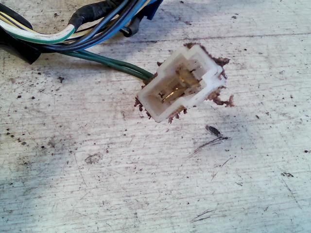 bontott SUZUKI SWIFT II Gyújtáskapcsoló Házzal