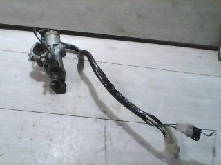 bontott SUZUKI SWIFT II Gyújtáskapcsoló Házzal