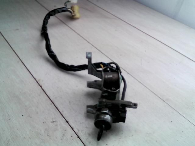 bontott SUZUKI SWIFT II Gyújtáskapcsoló