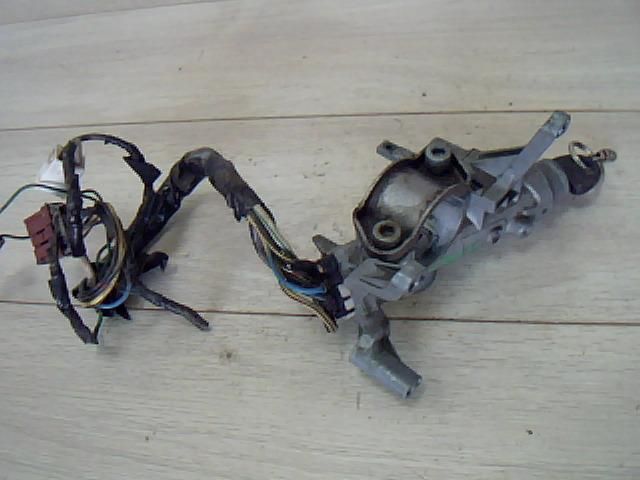 bontott SUZUKI SWIFT II Gyújtáskapcsoló