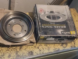 bontott SUZUKI SWIFT II Hátsó Fékdob Pár