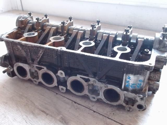 bontott SUZUKI SWIFT II Hengerfej