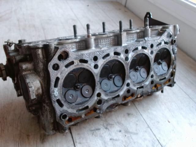 bontott SUZUKI SWIFT II Hengerfej