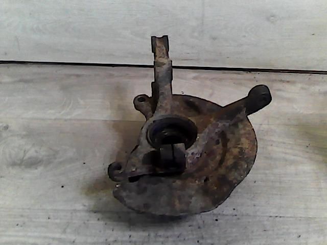 bontott SUZUKI SWIFT II Jobb első Csonkállvány Kerékaggyal