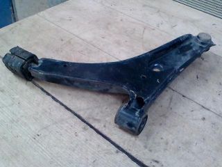 bontott SUZUKI SWIFT II Jobb első Lengőkar