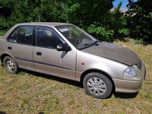 bontott SUZUKI SWIFT II Kiegyenlítő Tartály